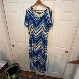 Derek Heart Buttery soft Blue and Gold Chevron Maxi Dress. Flattering fabric.